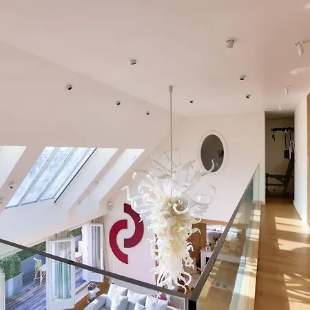 Superb Penthouse Paříž