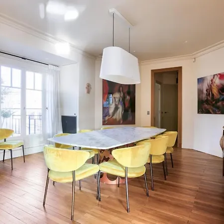 Superb Penthouse * Paříž